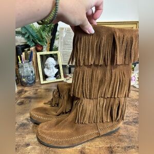Minnetonka Brown Fringed Moccasin Boots
